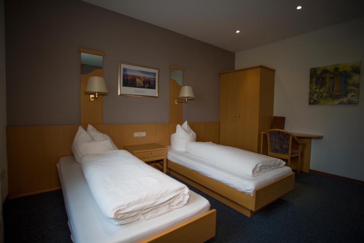 Hotel Waldfrieden Emmelshausen Luaran gambar