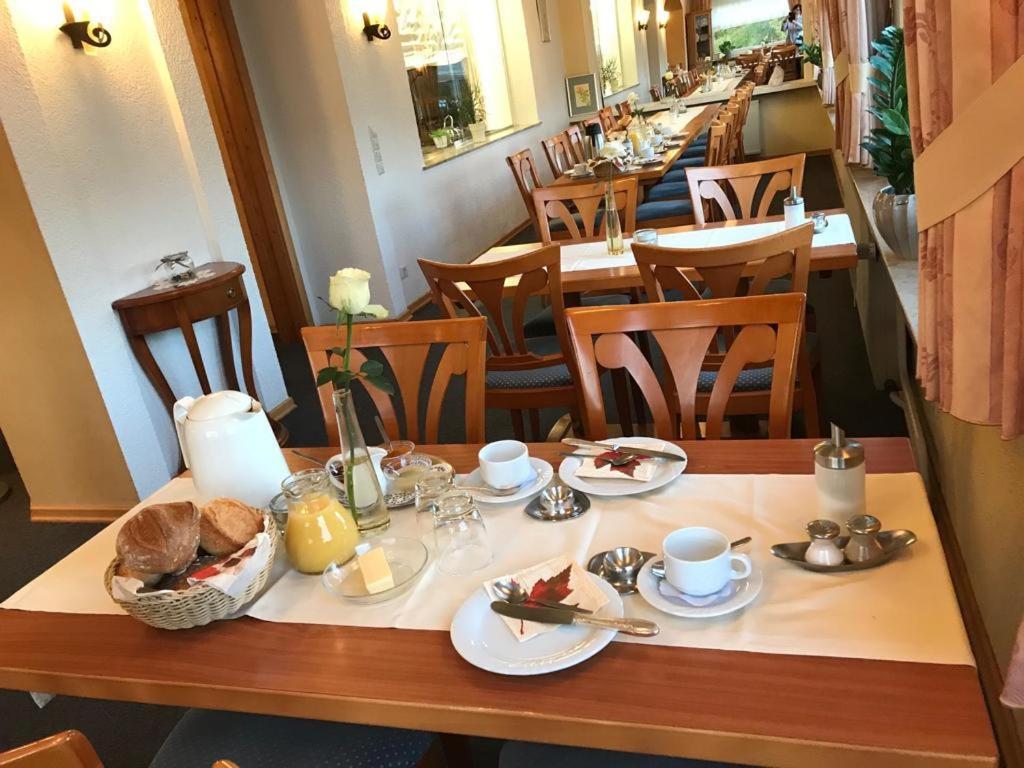 Hotel Waldfrieden Emmelshausen Luaran gambar